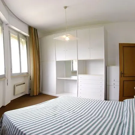 Апартаменты Centro Residenziale Maestoso Виареджо