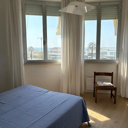 Maestoso Sul Lungomare Viareggio